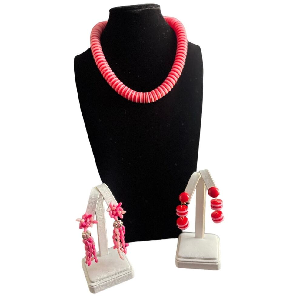 VTG Signed Hong Kong Pink Beaded Statement Necklace Clip On Earring Matching Set